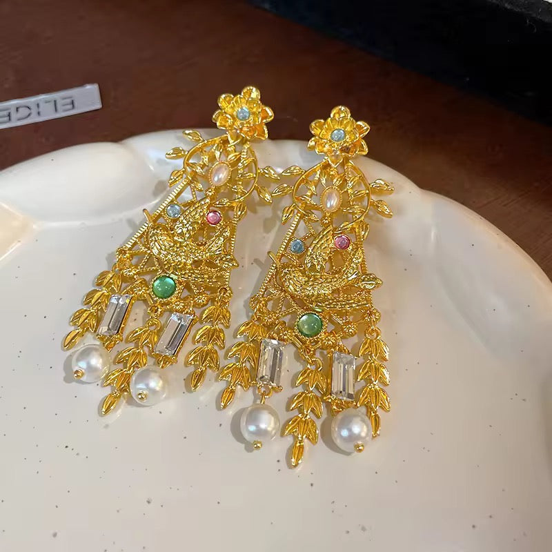 vintage gold jewellery, antique jewellery, antique gold jewellery, retro jewelry