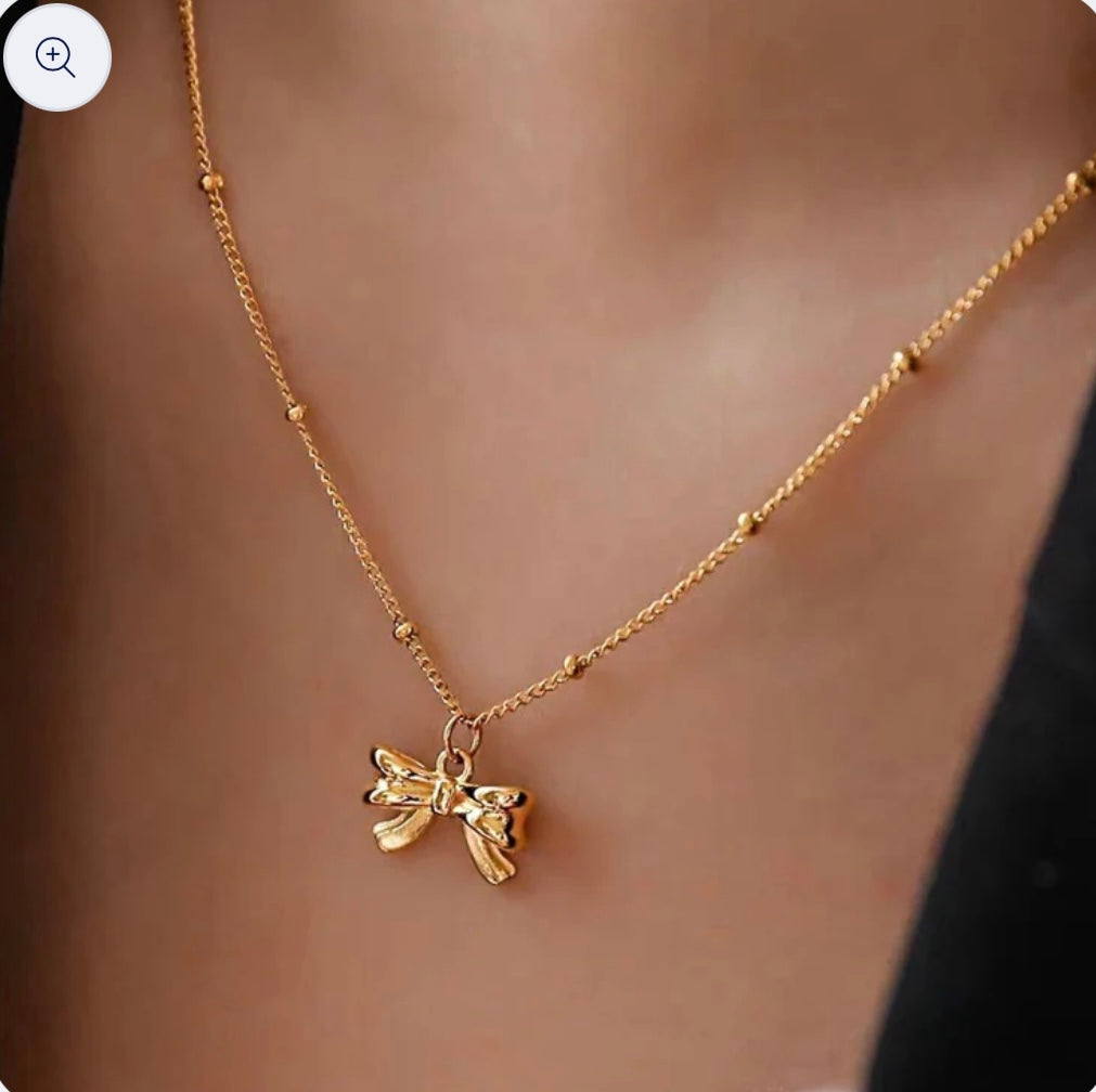 Coquette Bow pendant Necklace