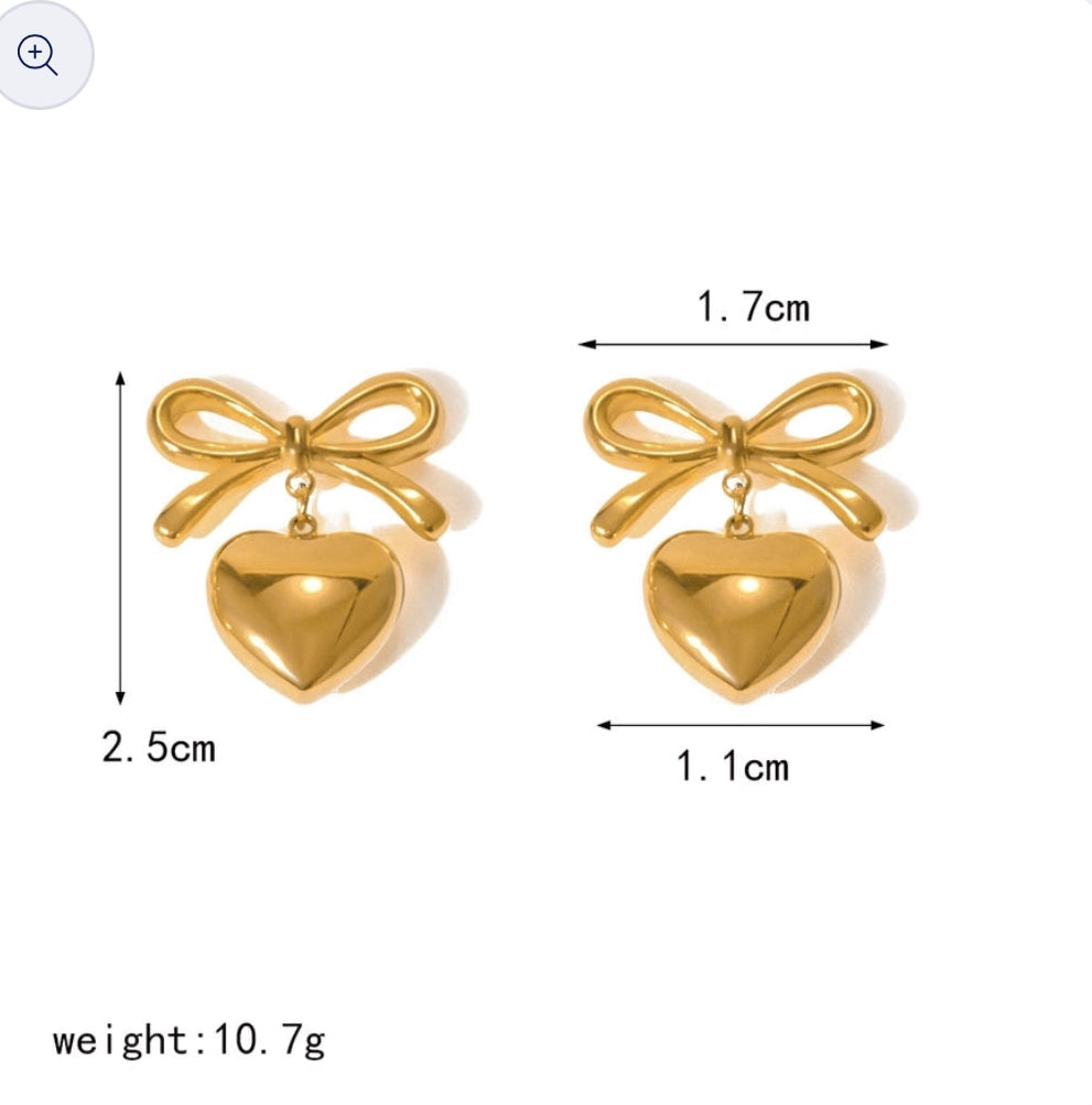 Coquette Style minimal earrings