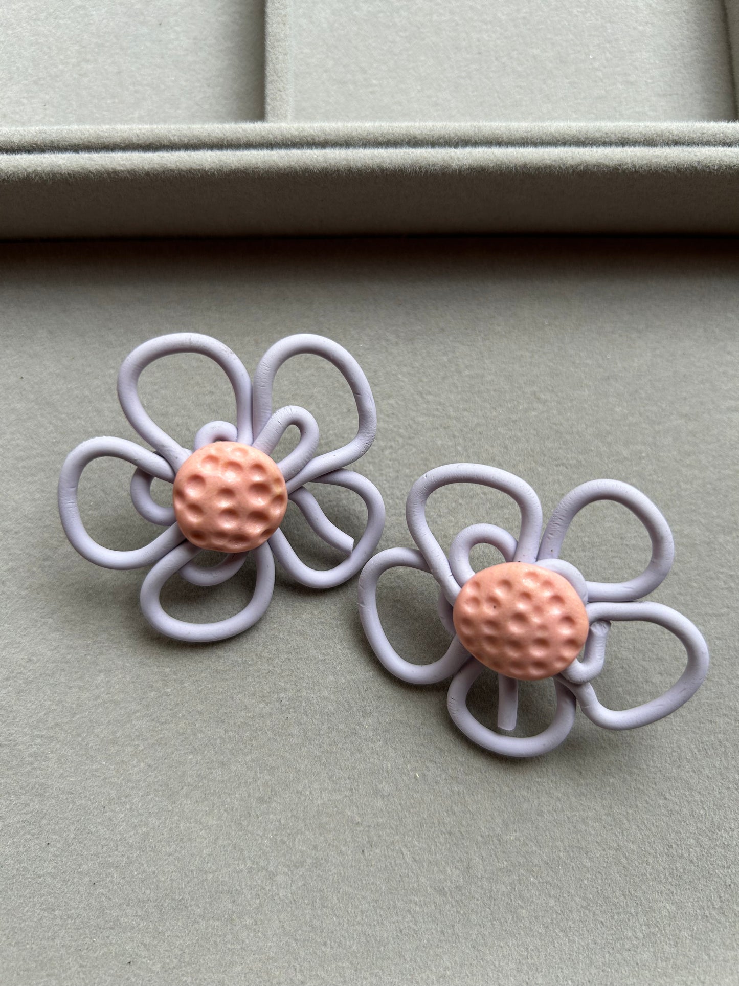 Lavender Loopy Floral Stud
