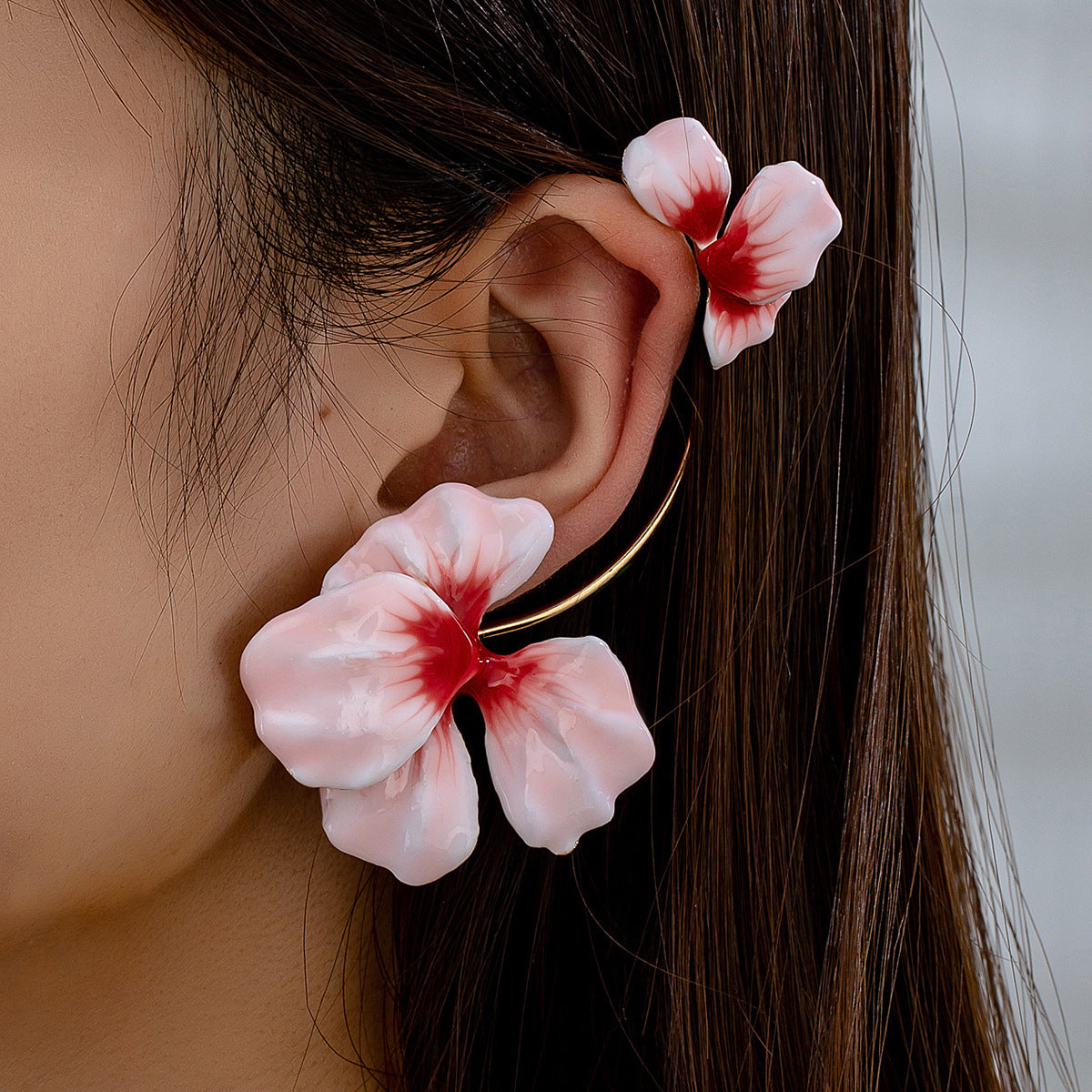 Pretty Gorgeous Stuff Petals Earcuff close-up petal detail