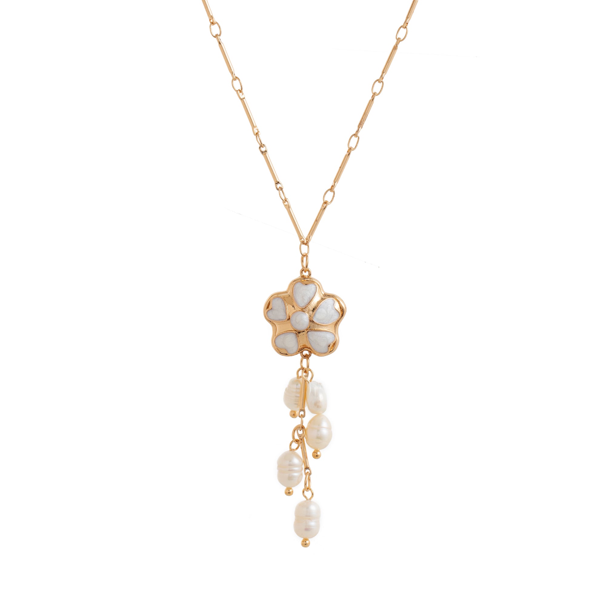Pretty Gorgeous Stuff Freshwater Pearl Flower Pendant Clavicle Necklace clasp detail