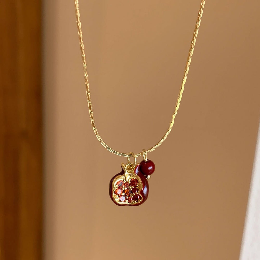 Pretty Gorgeous Stuff Pomegranate Necklace 14K gold plated vintage alloy product shot