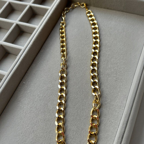 Pretty Gorgeous Stuff circular chain layered neckpiece close-up