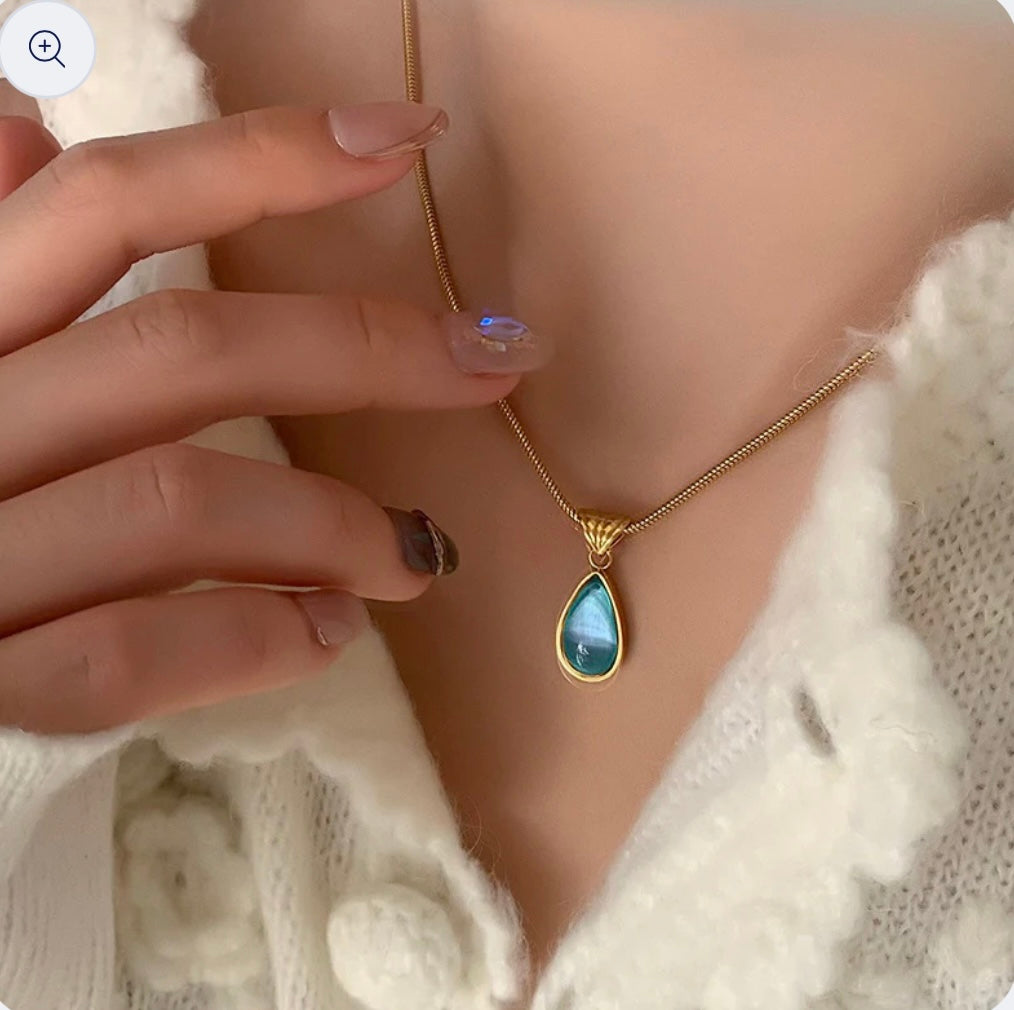 Water Droplet Pendant Necklace