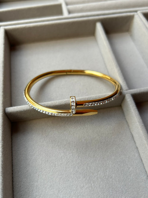 Anti Tarnish Nail Bracelet