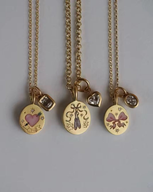 Vintage Pendant Necklace| 18K gold plated| Hypoallergenic | Anti Tarnish